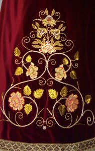 Detalle saya granate